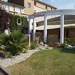 Brit Le Le Mans Sud Hotel 3*