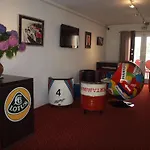 Hotel Brit Le Le Mans Sud 3*