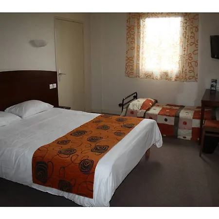 Brit Le Le Mans Sud فندق أرناج