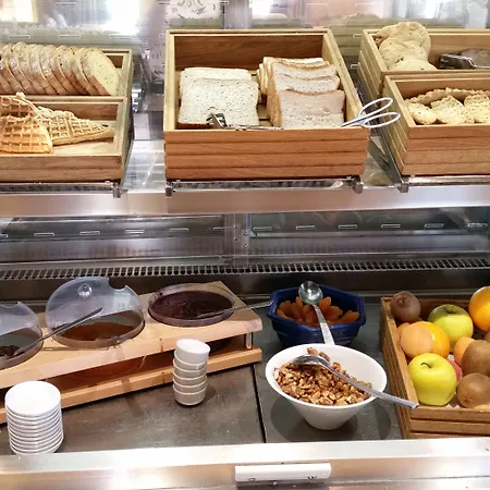 Brit Le Le Mans Sud 3* أرناج