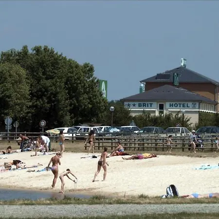 Brit Le Le Mans Sud ארנג'