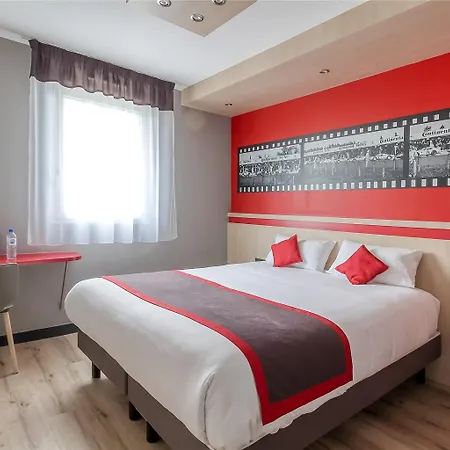 Brit Le Le Mans Sud מלון 3*