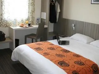 Brit Le Le Mans Sud Hotell 3*