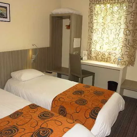 Brit Le Le Mans Sud アルナージュ