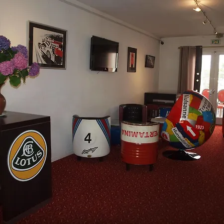 Hotell Brit Le Le Mans Sud 3*