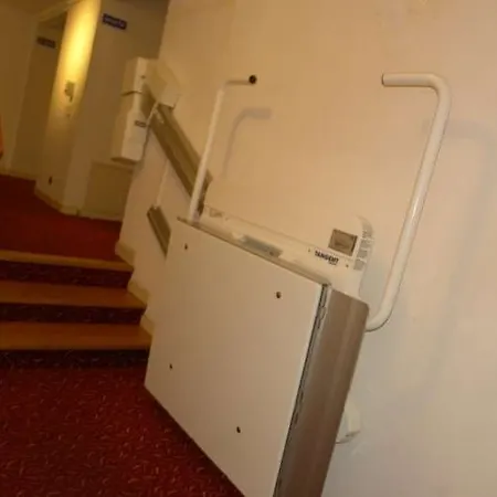 מלון Brit Le Le Mans Sud