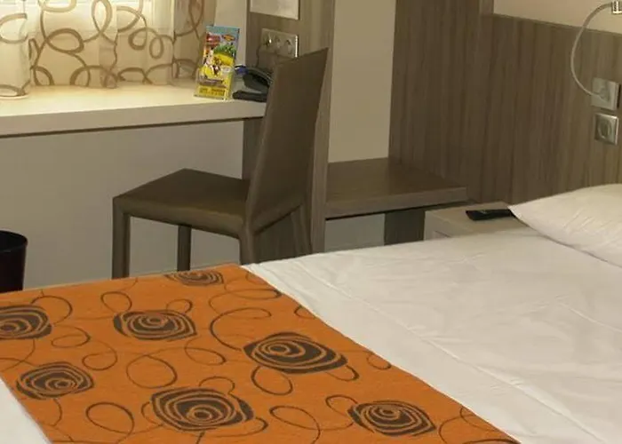 Brit Le Le Mans Sud Arnage