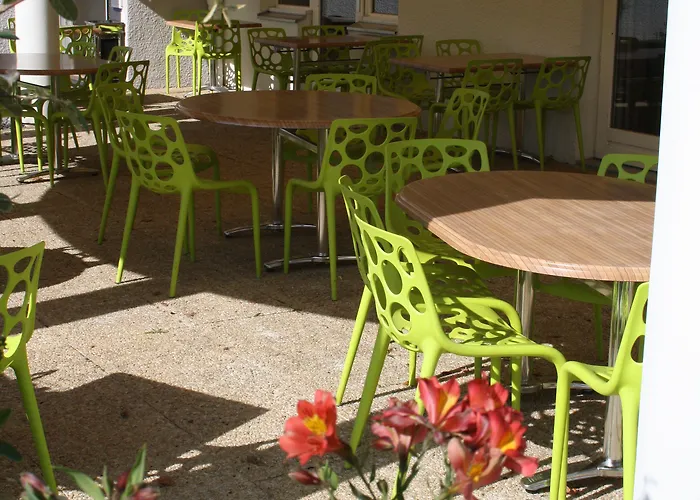 Brit Le Le Mans Sud 3* Arnage