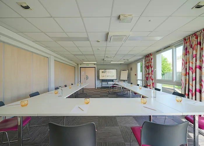 Brit Le Le Mans Sud 3* Arnage