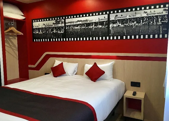 Brit Le Le Mans Sud 3* Arnage