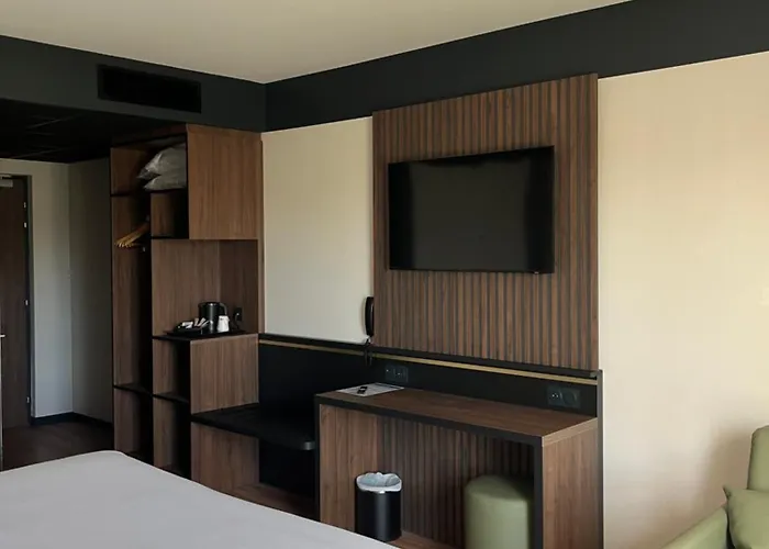 Brit Le Le Mans Sud Hotell Arnage