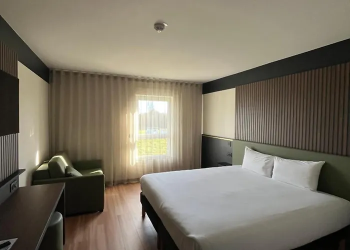 Brit Le Le Mans Sud Hotell Arnage