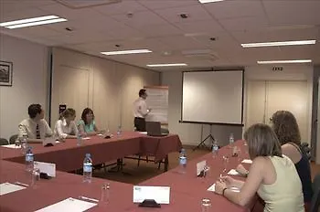 Brit Le Le Mans Sud 3* Arnage