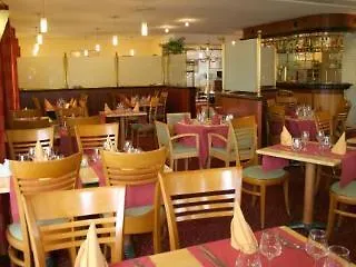 Hotell Brit Le Le Mans Sud 3*