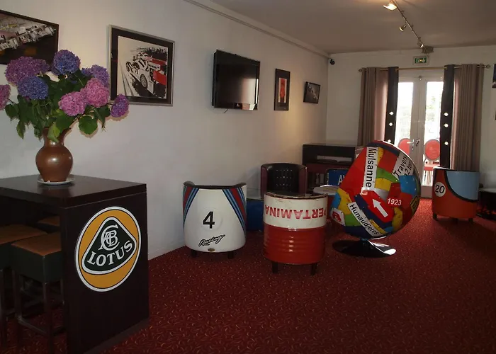 Hotel Brit Le Le Mans Sud 3*